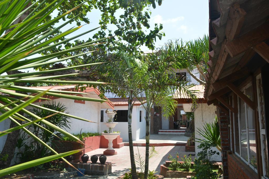 Isla Bonita Beach Resort San Juan  Exteriör bild